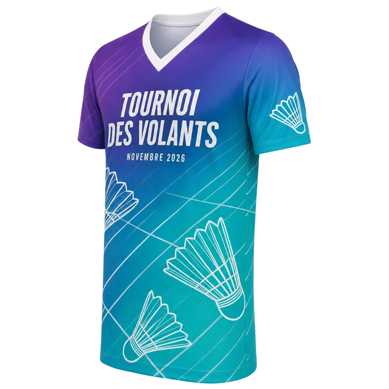 Maillot de badminton vu de trois quarts, impression sublimée sur les manches et les côtés